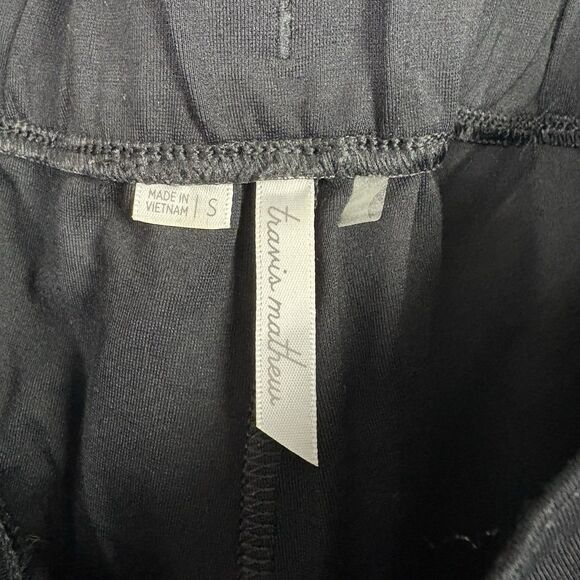 Travis Mathew Shorts Womens Size S Black Active Run Gym - Picture 3 of 11
